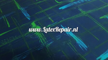 Latex - 40093 - Lijnen criss cross - met cool blacklight effect!