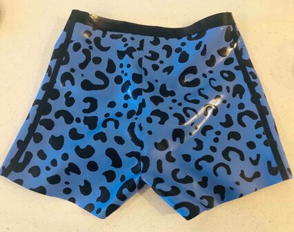 leopard latex boxer short latex liefde latex repair