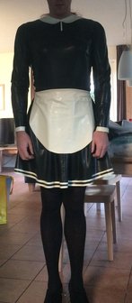 Maid uniform kamermeisje in latex