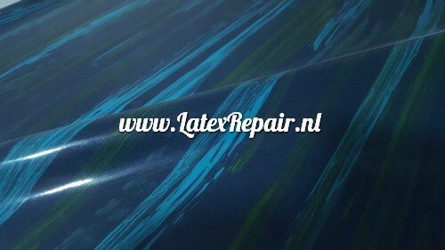 Latex - 40092 - Lijnen - met cool blacklight effect!