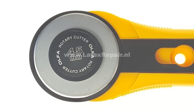 611370 Rolmes rotary cutter 45 mm geel rolmes prym leer latex rubber textiel stof quilten 01