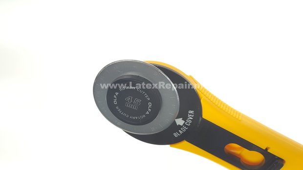 611370 Rolmes rotary cutter 45 mm geel rolmes prym leer latex rubber textiel stof quilten 01