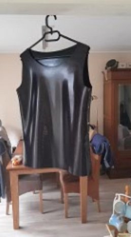 wim latex tanktop