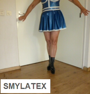 Zwart latex jurkje zelf maken repareren blauw metallic rokje